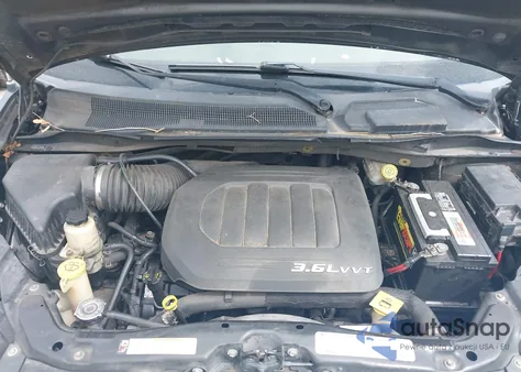 2012 Chrysler Town & Country Touring from USA, damaged, VIN 2C4RC1BG7CR172583